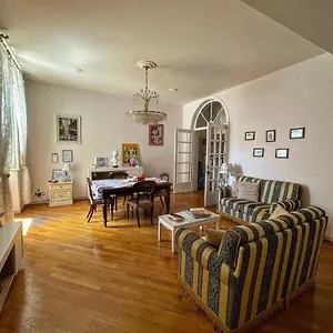 Crystal House Rome